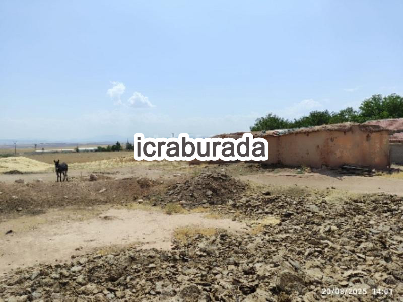 icralık  m2 Kargir Kırşehir Merkez Tepesidelik