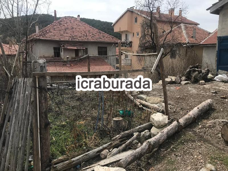 icralık  m2 Tarla Uşak Banaz Halaçlar