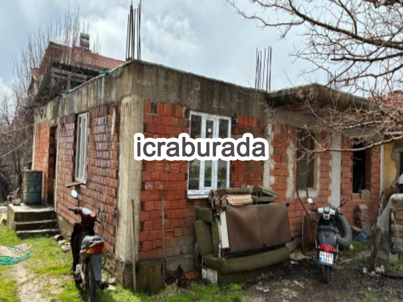 icralık  m2 Arsa Uşak Banaz Banaz