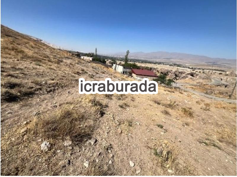 icralık  m2 Arsa Niğde Merkez Gümüşler/eski