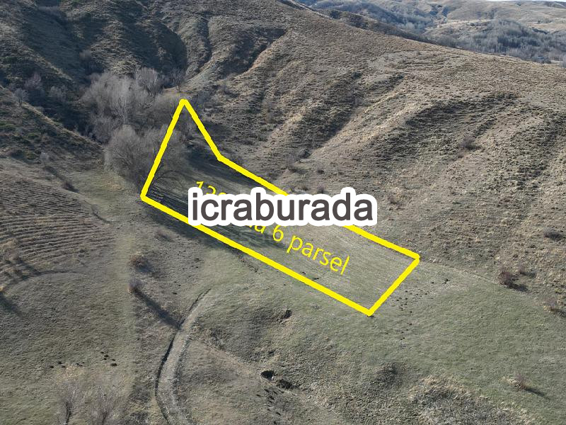 icralık  m2 Tarla Bayburt Demirözü Kalecik