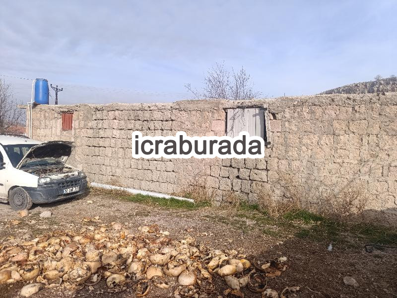 icralık  m2 Tarla Nevşehir Ürgüp Mazi