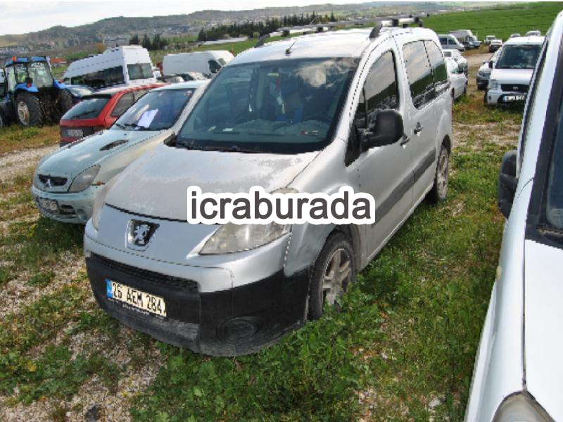 icralık Peugeot  PARTNER TEPEE COMF 1.6 HDI  Kamyonet Belirtilmedi Belirtilmedi Belirtilmedi
