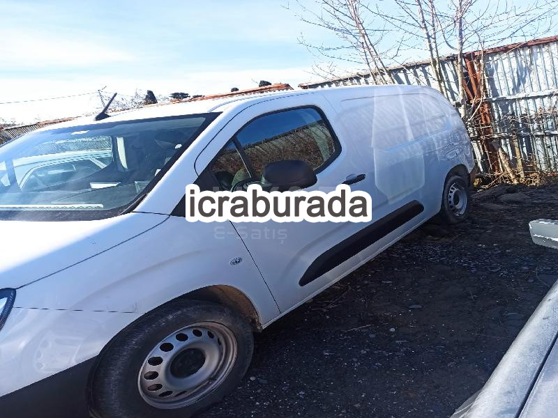 icralık Toyota  Kamyonet Belirtilmedi Belirtilmedi Belirtilmedi