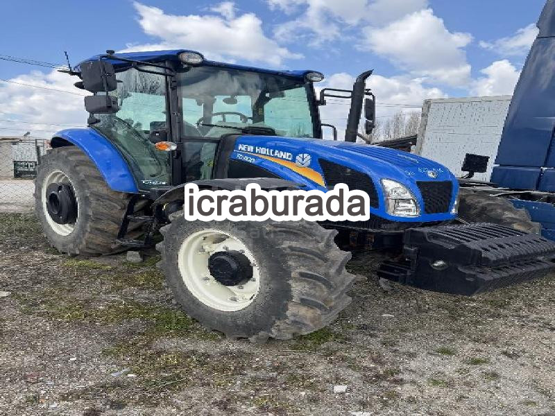 icralık Holland  PC-KS135  Traktor Belirtilmedi Belirtilmedi Belirtilmedi