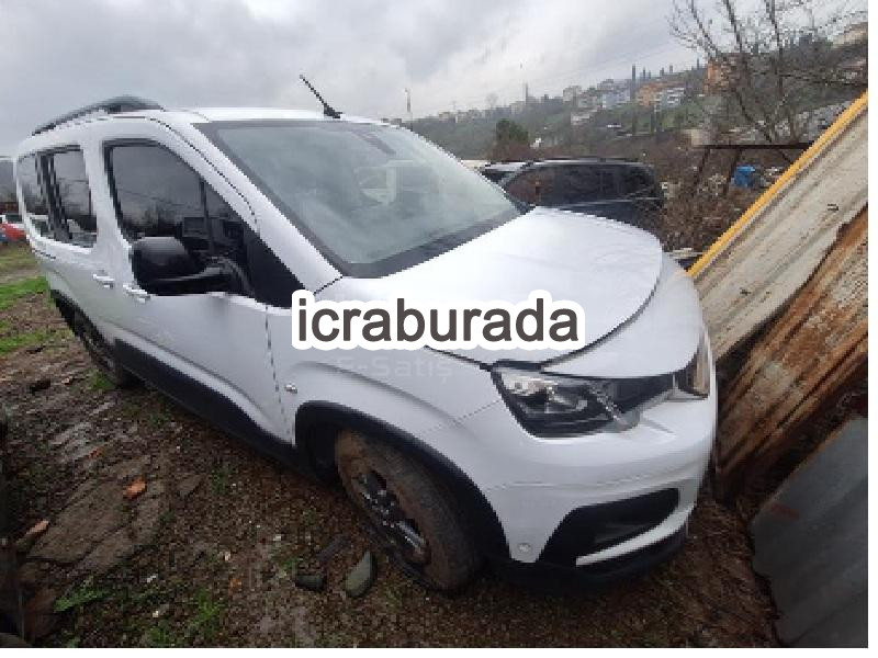 icralık Peugeot  E  Kamyonet Belirtilmedi Belirtilmedi Belirtilmedi