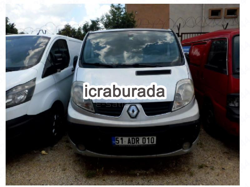 icralık Renault TRAFIC . Kamyonet Adana Yüreğir Merkez