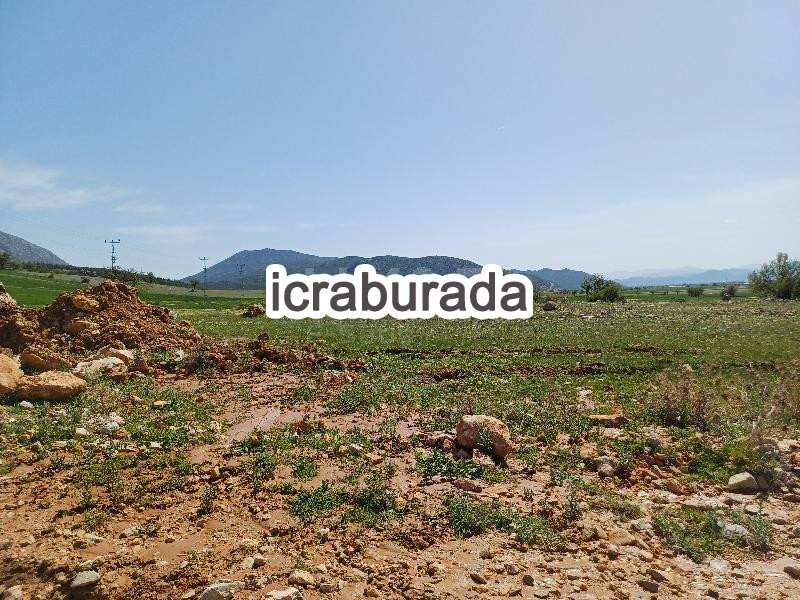 icralık  m2 Tarla Antalya Korkuteli Kemerağzi