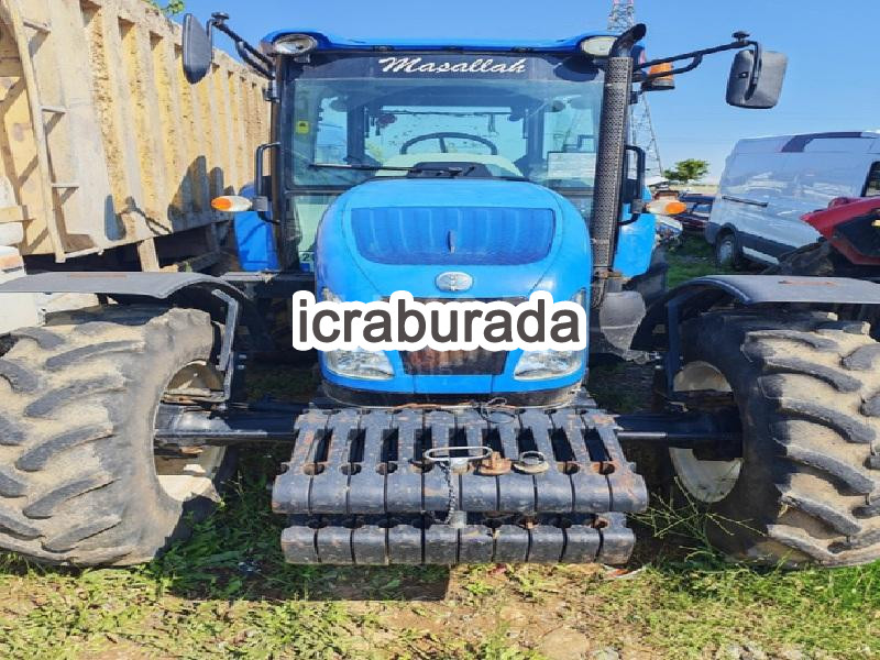 icralık Holland  D  Traktor Belirtilmedi Belirtilmedi Belirtilmedi