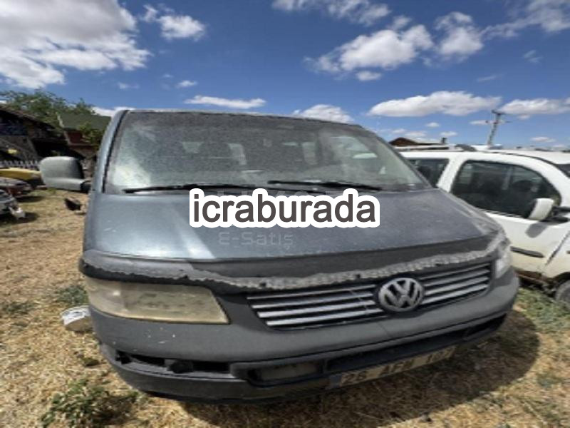 icralık Volkswagen  YAN CAMLI KAPALI KASA  Kamyonet Belirtilmedi Belirtilmedi Belirtilmedi